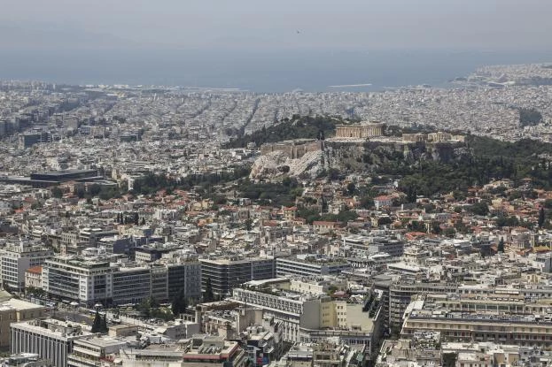 Ο Κινέζος που αγόρασε 700 διαμερίσματα στην Αθήνα